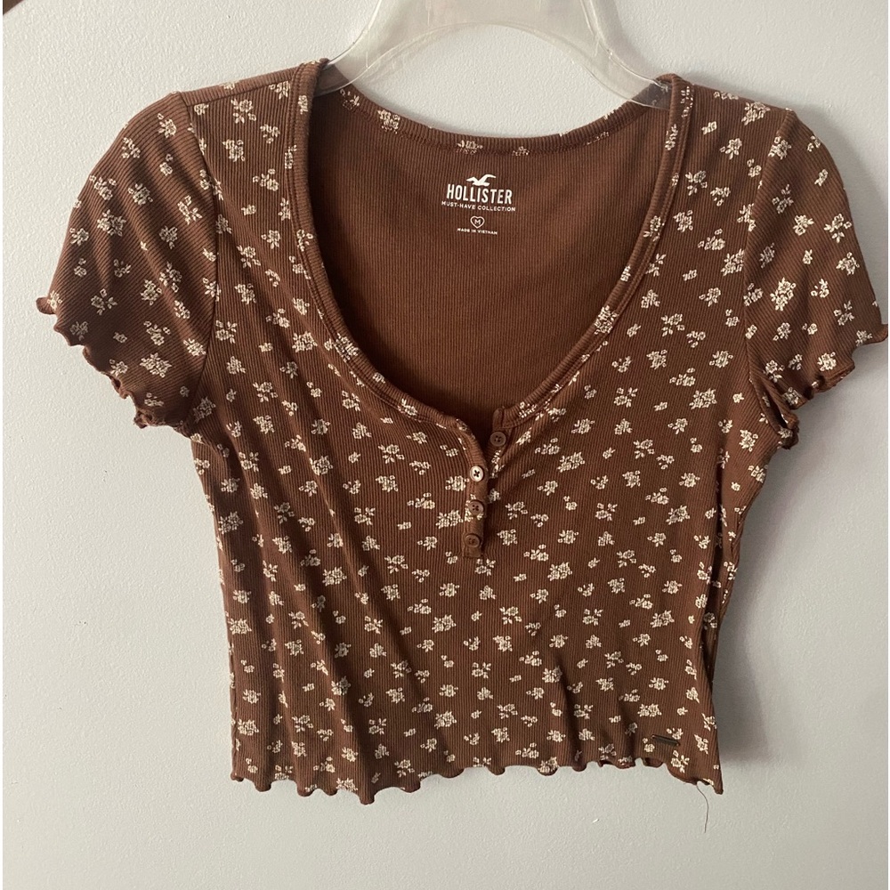 Hollister Crop Top